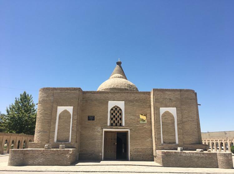 Chashma Ayub Mausoleum