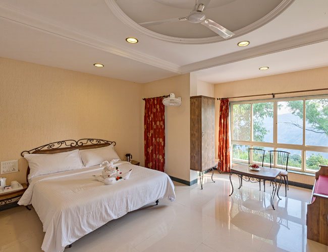 Bella Vista Resort / Best Hotels In Mahabaleshwar