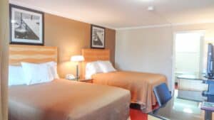 Eastern INN Hotel / Best Hotels In Cape Cod