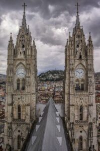 Basilica del Voto Nacional / Best Instagram Spots In Quito